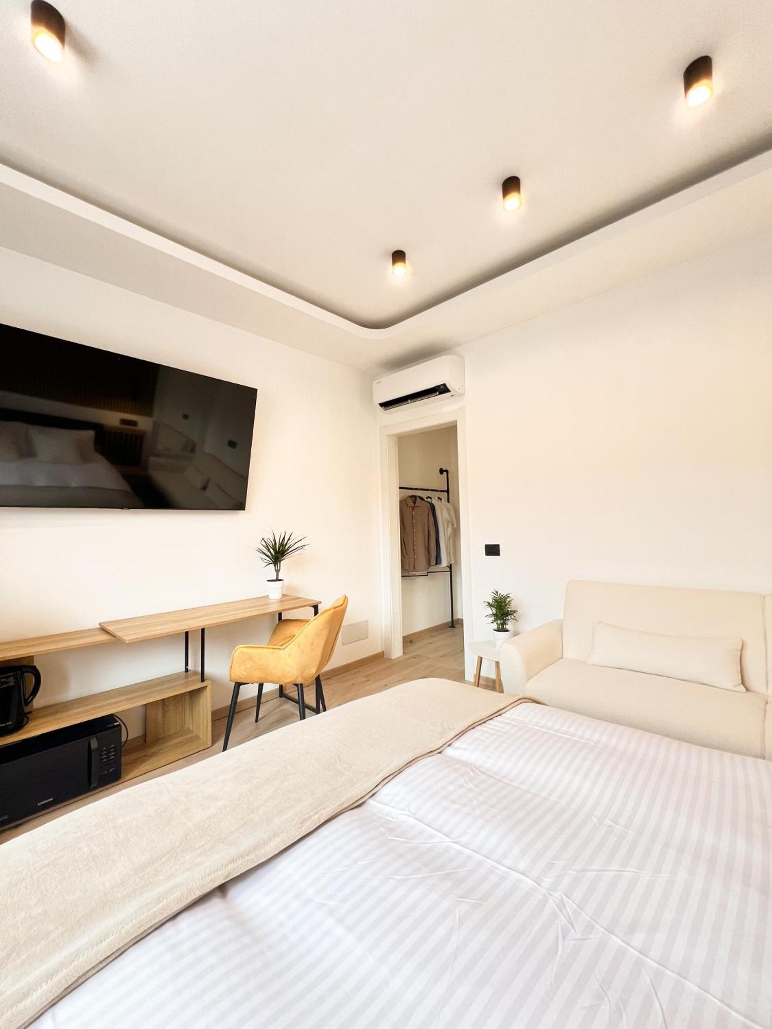 Milan Boutique Villa Paderno Dugnano Esterno foto